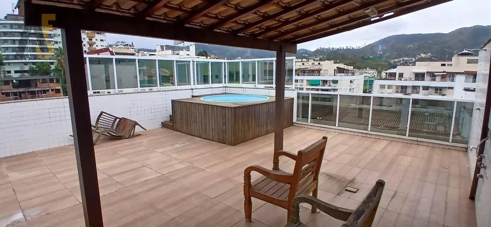 Cobertura, 4 quartos, 238 m² - Foto 2