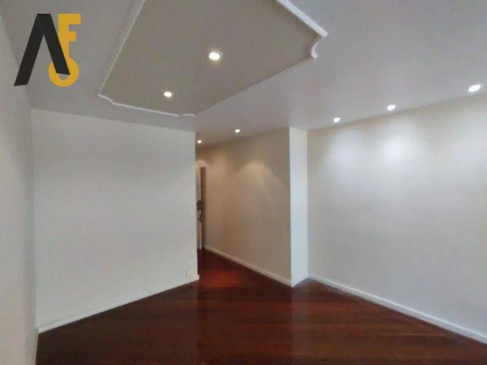 Apartamento à venda com 3 quartos, 95m² - Foto 2