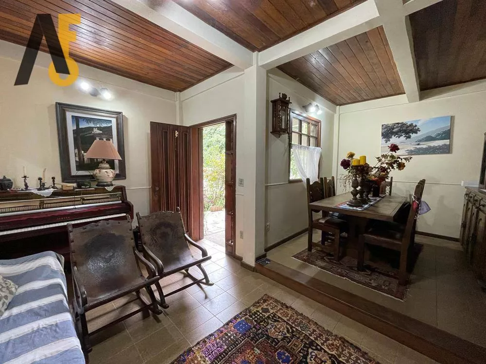 Casa de Condomínio à venda com 4 quartos, 192m² - Foto 4