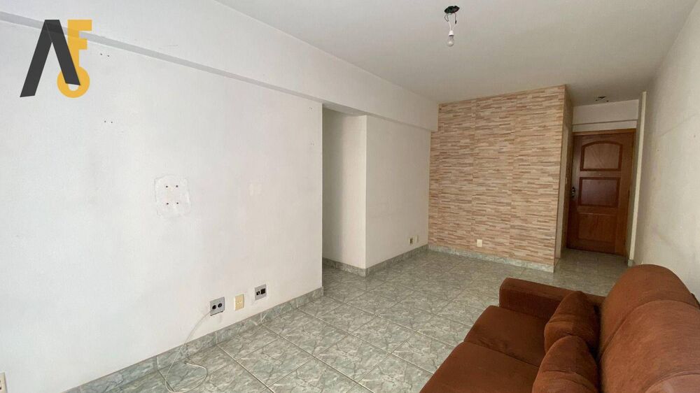 Apartamento à venda com 3 quartos, 75m² - Foto 1