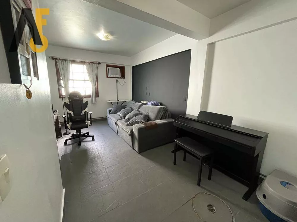 Casa, 5 quartos, 248 m² - Foto 4