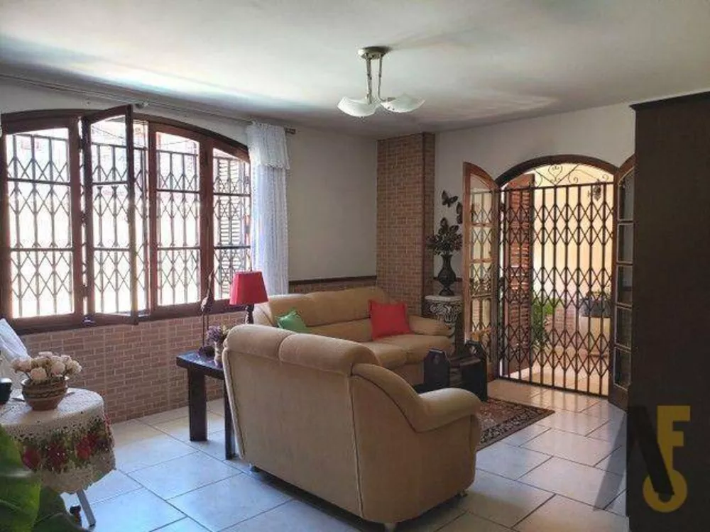 Casa de Condomínio à venda com 4 quartos, 160m² - Foto 5