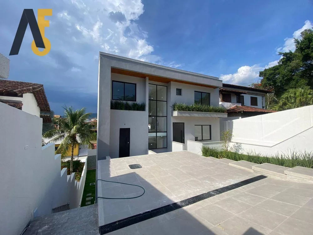 Casa de Condomínio à venda com 5 quartos, 559m² - Foto 2