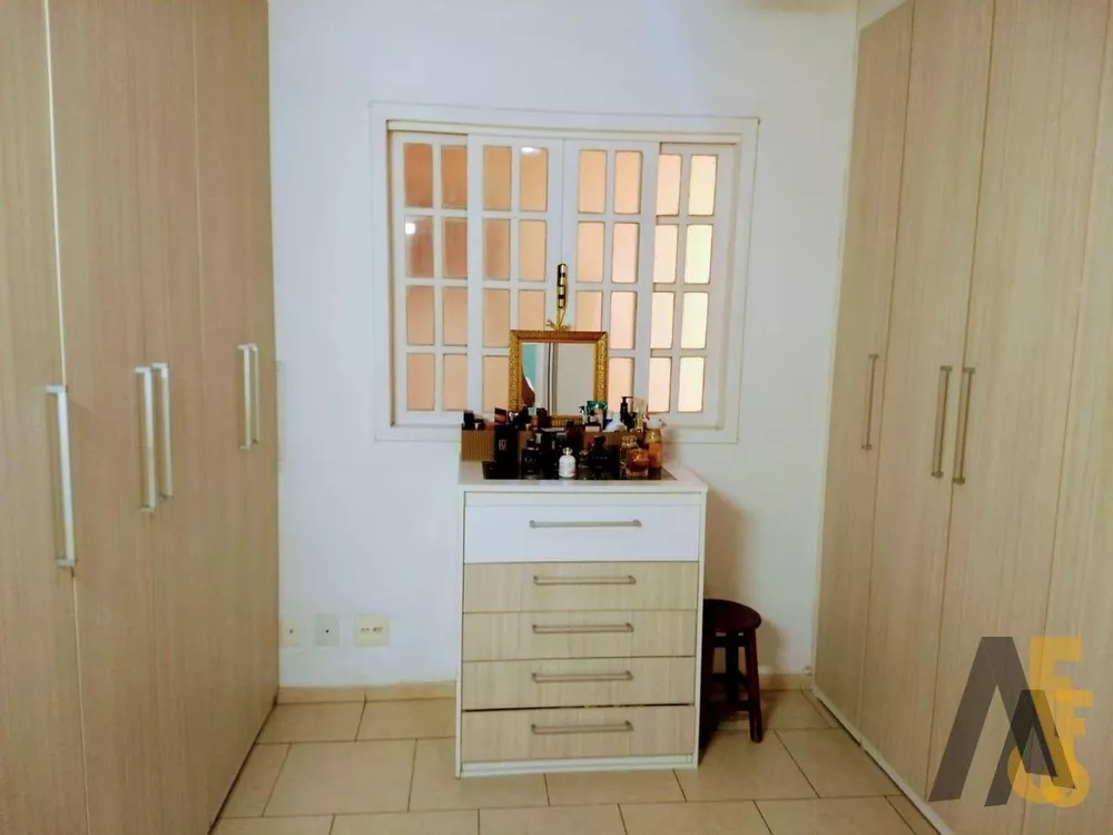Casa, 3 quartos, 250 m² - Foto 21