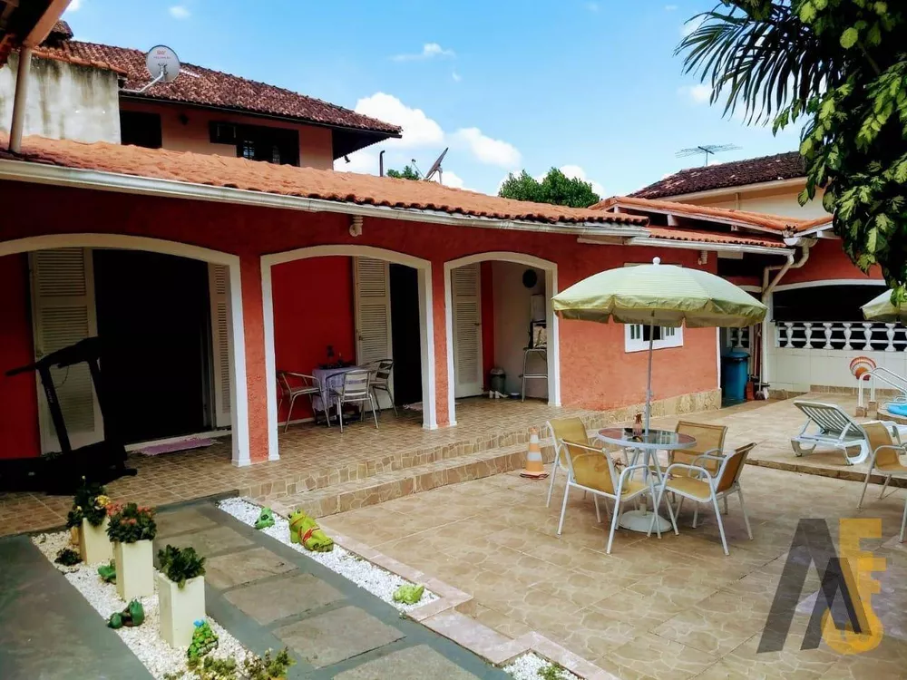 Casa, 3 quartos, 250 m² - Foto 12