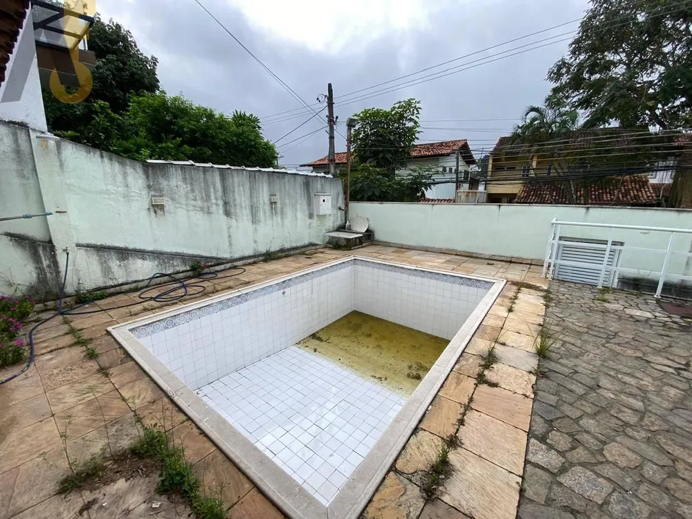 Casa, 3 quartos, 225 m² - Foto 35