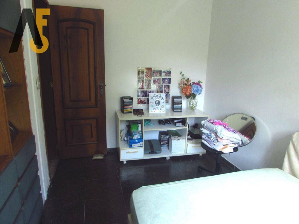 Casa à venda com 3 quartos, 350m² - Foto 40