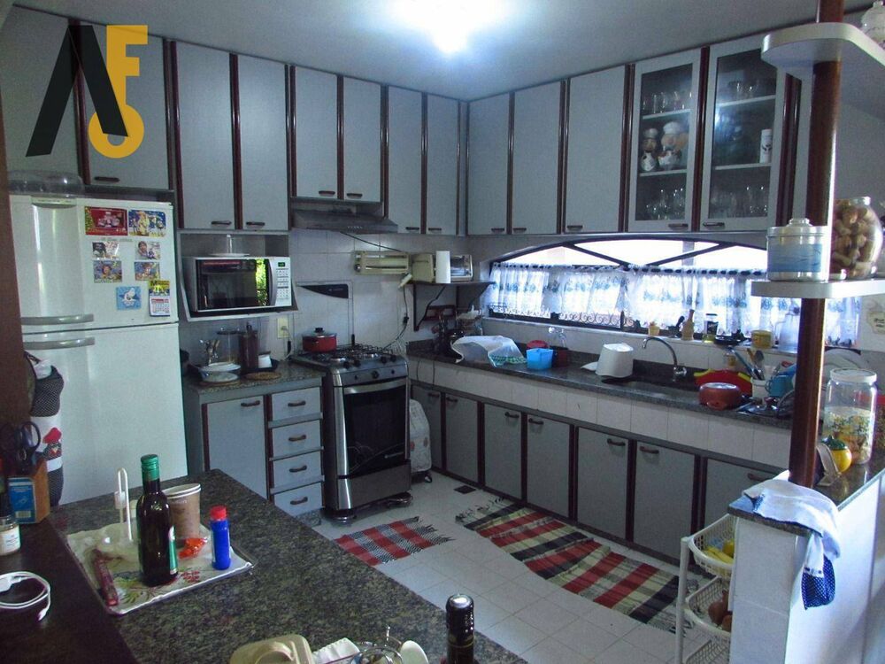 Casa à venda com 3 quartos, 350m² - Foto 19
