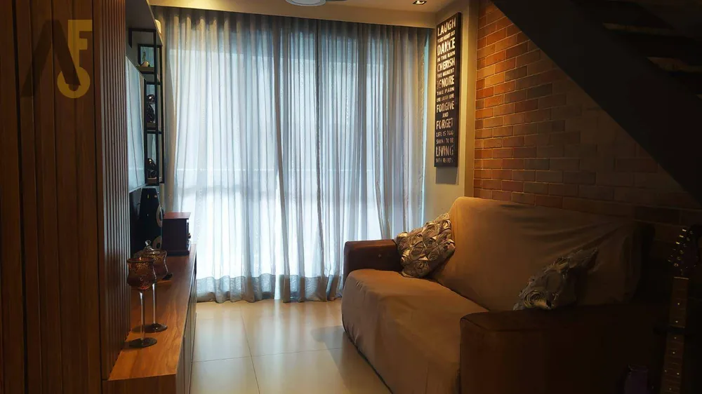 Cobertura, 3 quartos, 164 m² - Foto 2