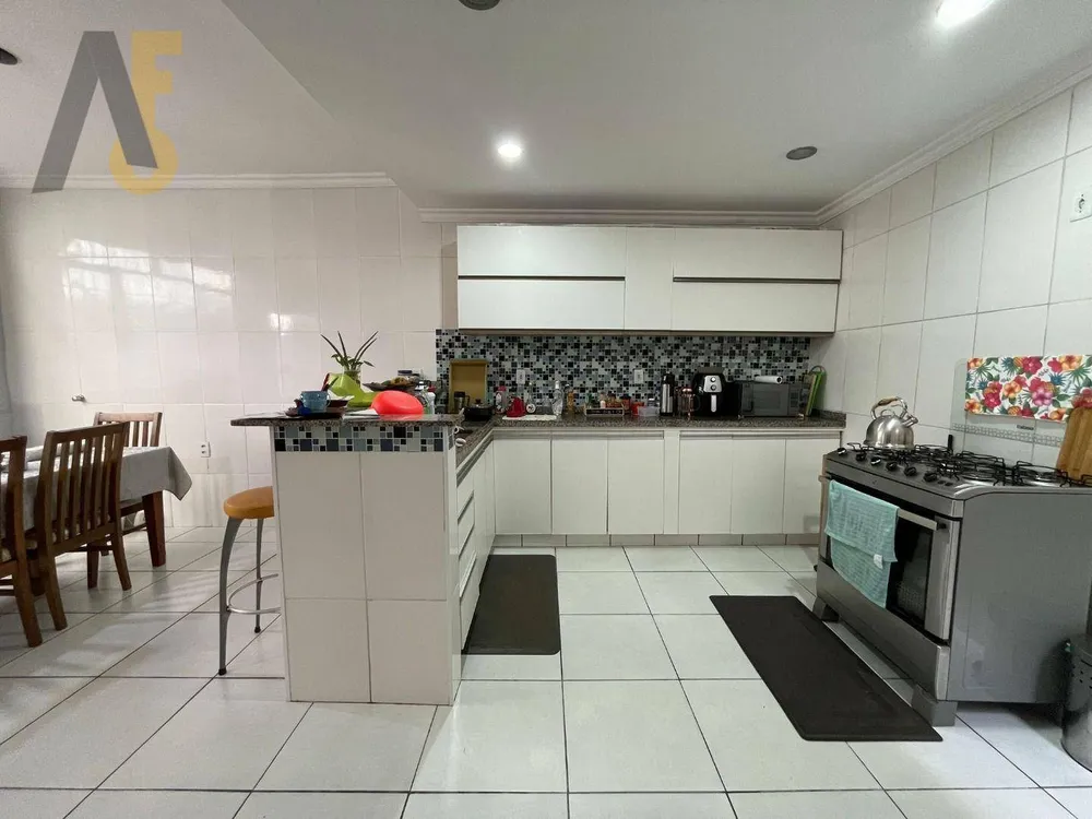 Casa, 3 quartos, 146 m² - Foto 2