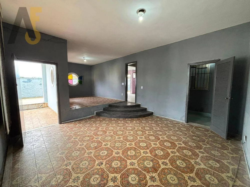 Casa, 5 quartos, 167 m² - Foto 3