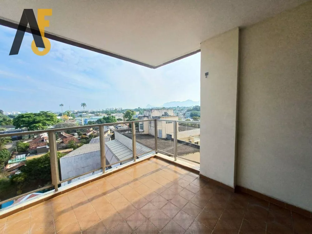 Apartamento à venda com 2 quartos, 85m² - Foto 2