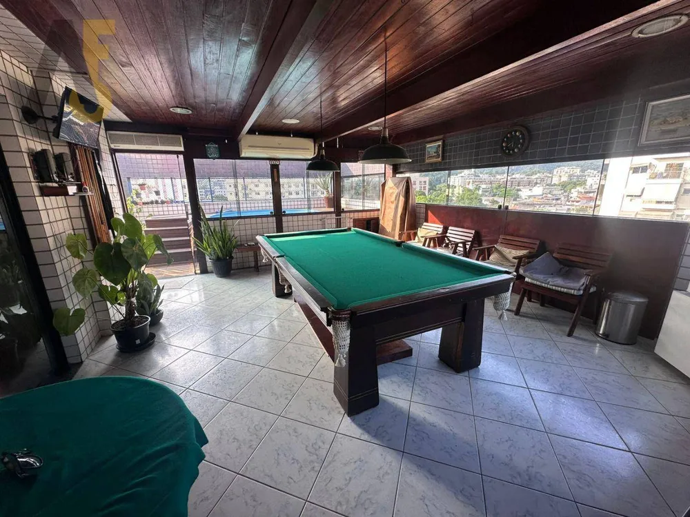Apartamento, 4 quartos, 221 m² - Foto 2