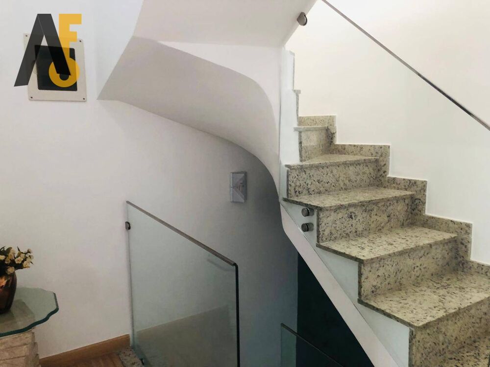Casa à venda com 3 quartos, 116m² - Foto 13