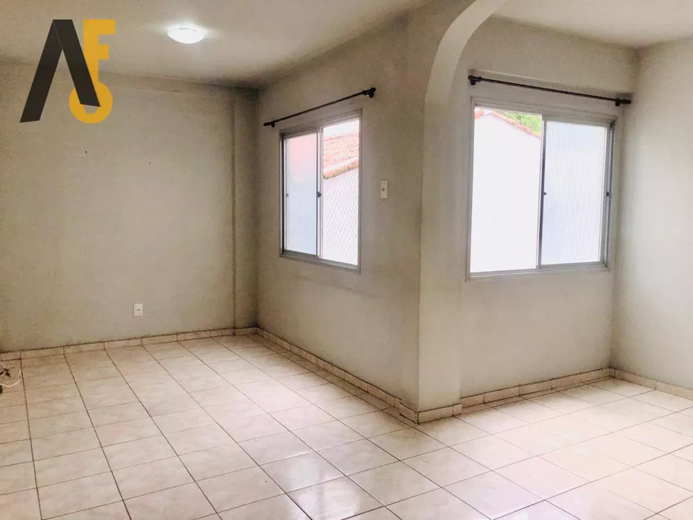 Apartamento à venda com 3 quartos, 76m² - Foto 4