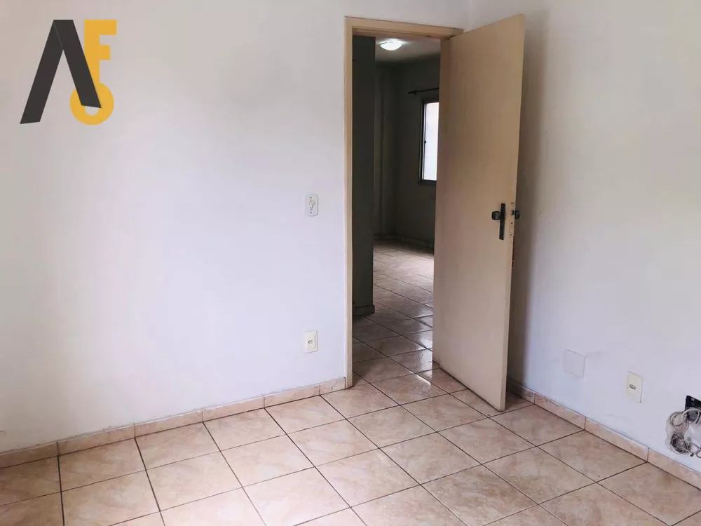 Apartamento à venda com 3 quartos, 76m² - Foto 7