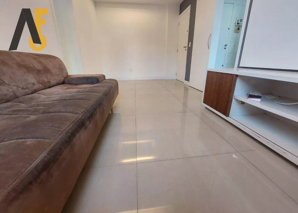 Apartamento à venda com 3 quartos, 79m² - Foto 4