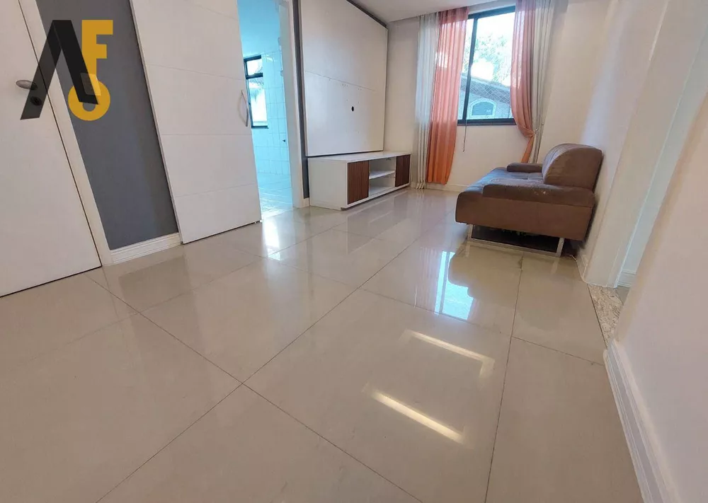 Apartamento à venda com 3 quartos, 79m² - Foto 2