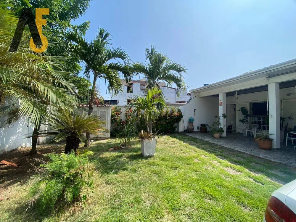 Casa, 4 quartos, 355 m² - Foto 2