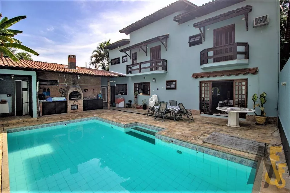 Casa de Condomínio à venda com 5 quartos, 303m² - Foto 13