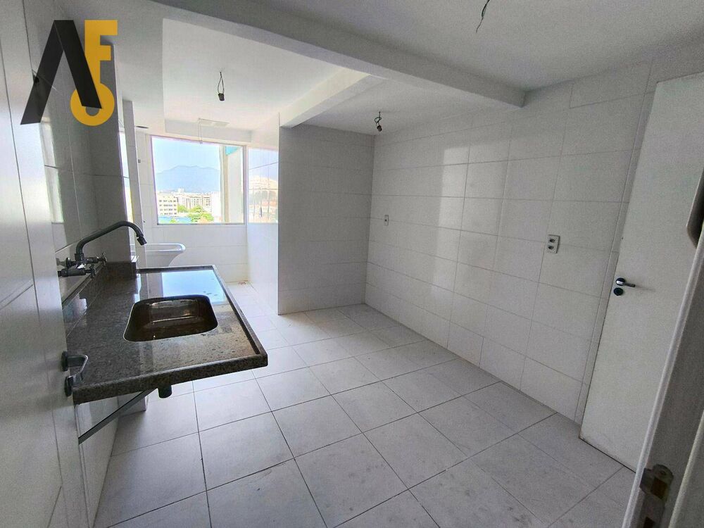 Cobertura à venda com 4 quartos, 178m² - Foto 1