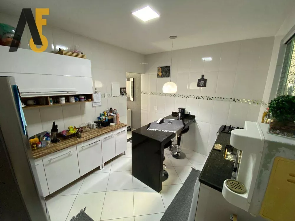 Casa à venda com 2 quartos, 78m² - Foto 10