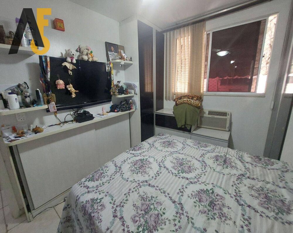 Apartamento à venda com 3 quartos, 73m² - Foto 2