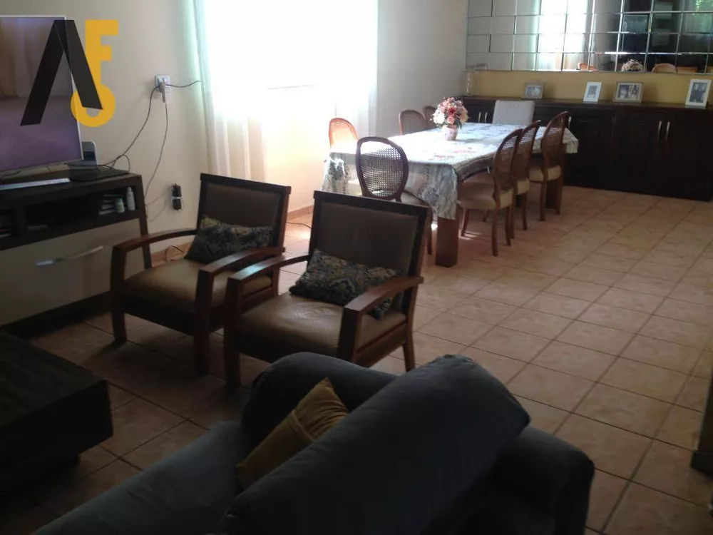 Casa, 3 quartos, 300 m² - Foto 10