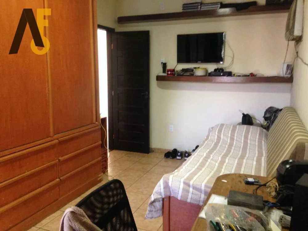 Casa, 3 quartos, 300 m² - Foto 13