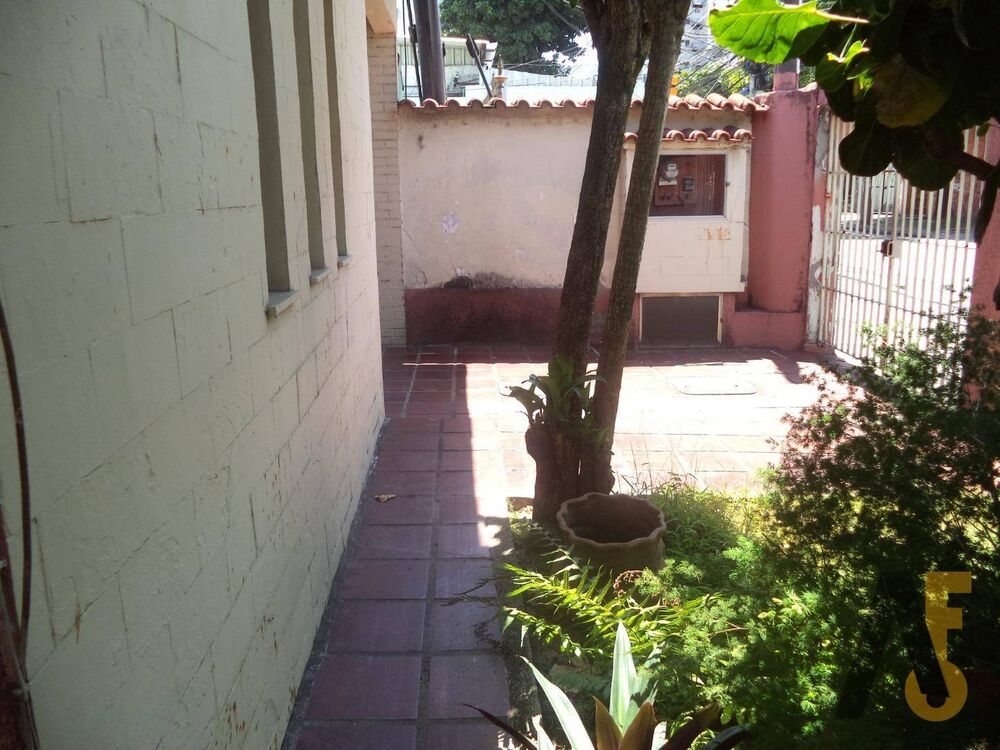 Casa, 2 quartos, 252 m² - Foto 18