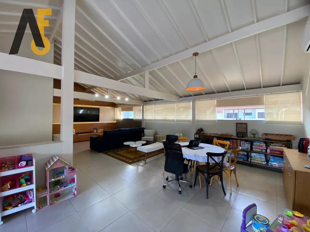 Casa, 4 quartos, 368 m² - Foto 31