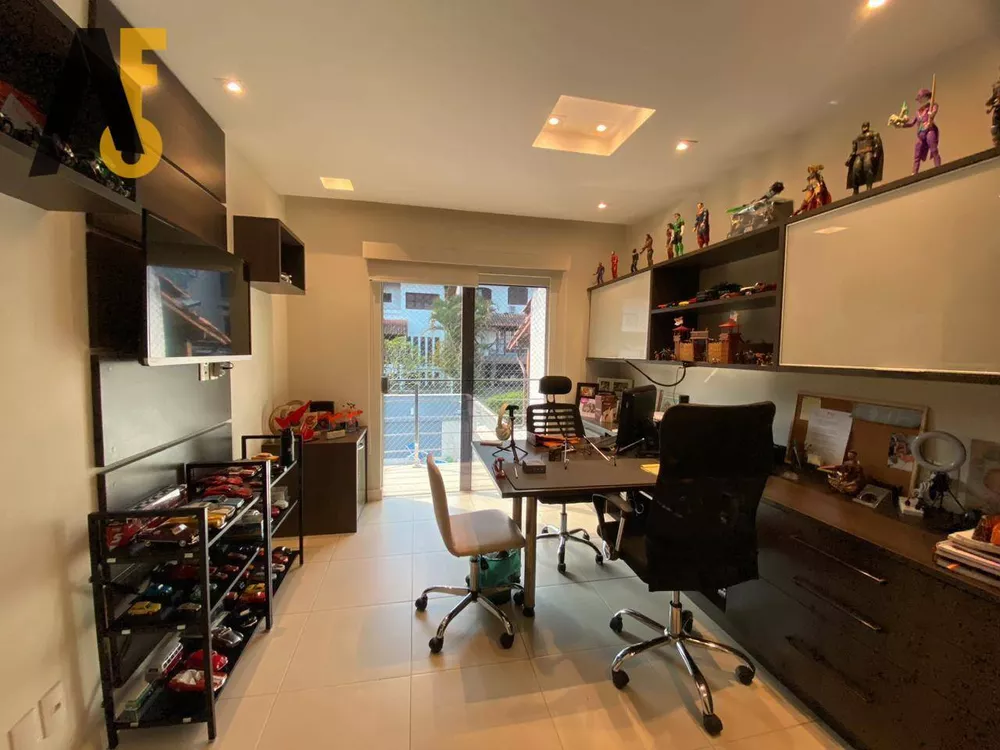 Casa, 4 quartos, 368 m² - Foto 1