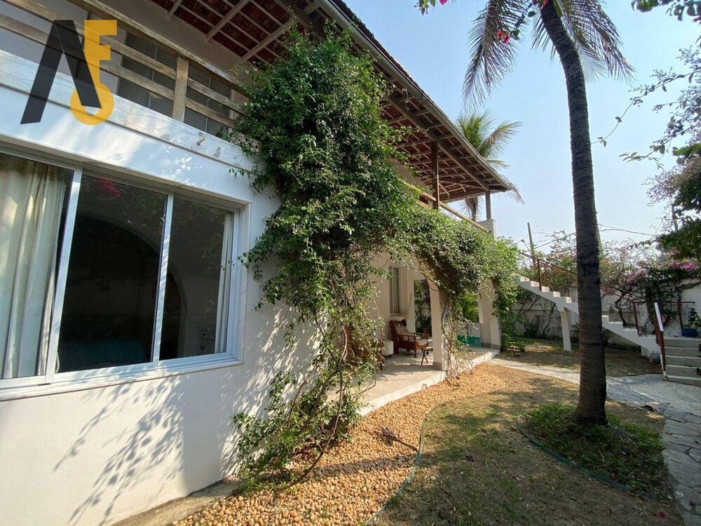 Casa, 4 quartos, 318 m² - Foto 2