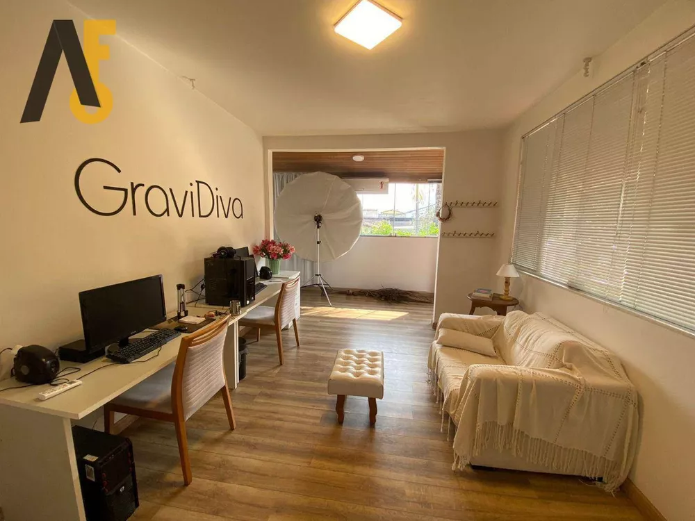 Casa, 4 quartos, 318 m² - Foto 13