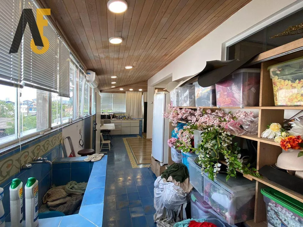 Casa, 4 quartos, 318 m² - Foto 18