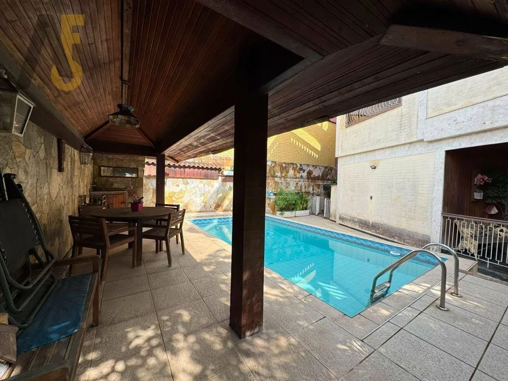 Casa, 5 quartos, 534 m² - Foto 1