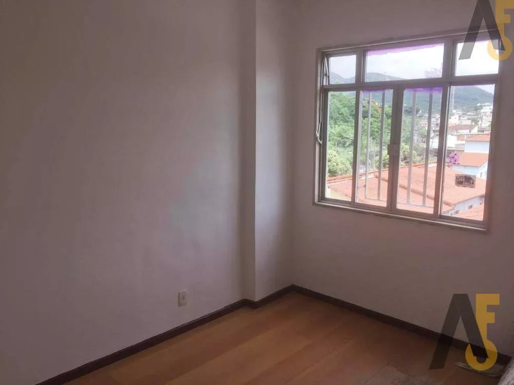 Apartamento à venda com 2 quartos, 85m² - Foto 4