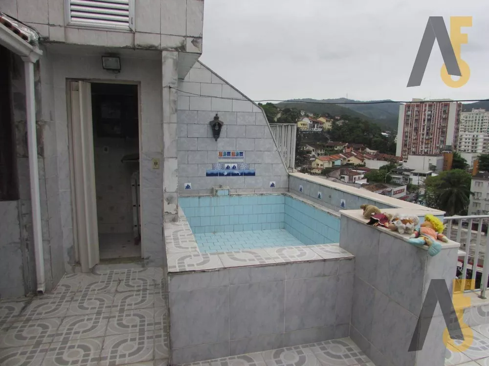 Cobertura à venda com 3 quartos, 195m² - Foto 1