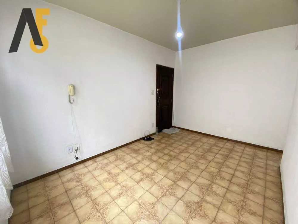 Apartamento à venda com 3 quartos, 73m² - Foto 2