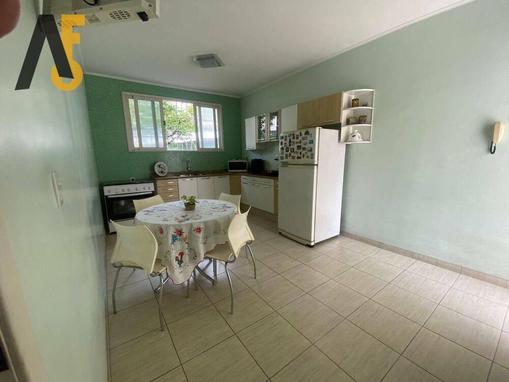 Casa, 3 quartos, 236 m² - Foto 7