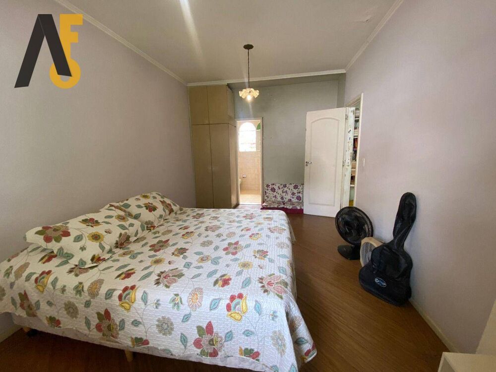 Casa, 3 quartos, 236 m² - Foto 2