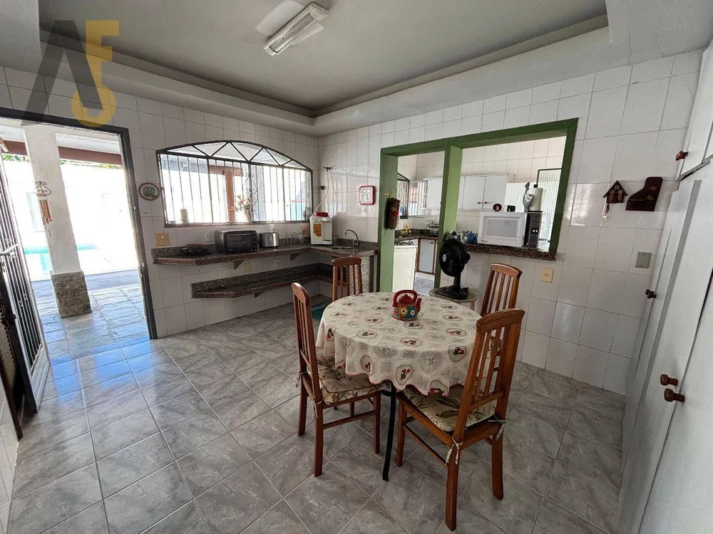 Casa, 3 quartos, 266 m² - Foto 18