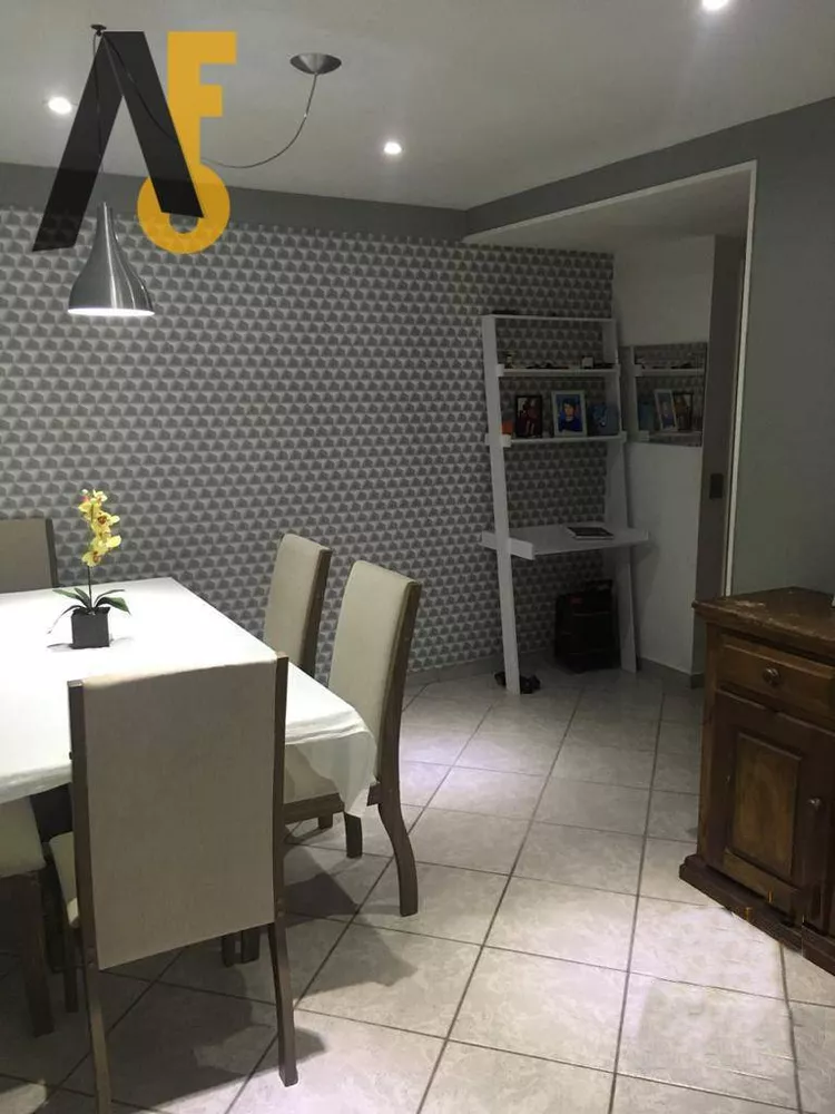 Apartamento à venda com 3 quartos, 94m² - Foto 3