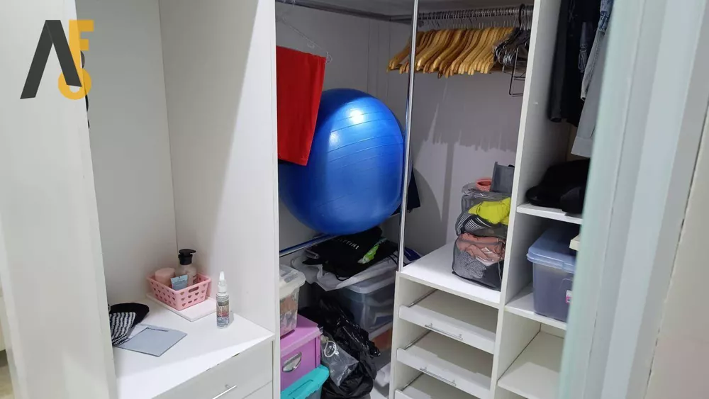 Apartamento à venda com 3 quartos, 76m² - Foto 2