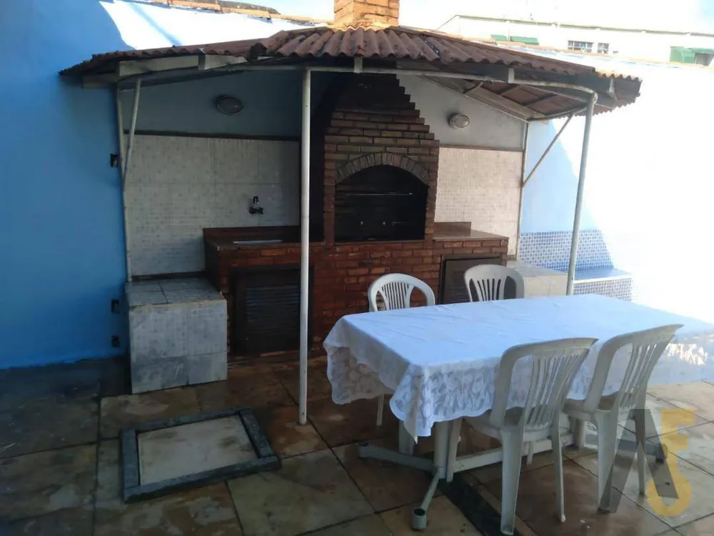 Casa, 4 quartos, 260 m² - Foto 2