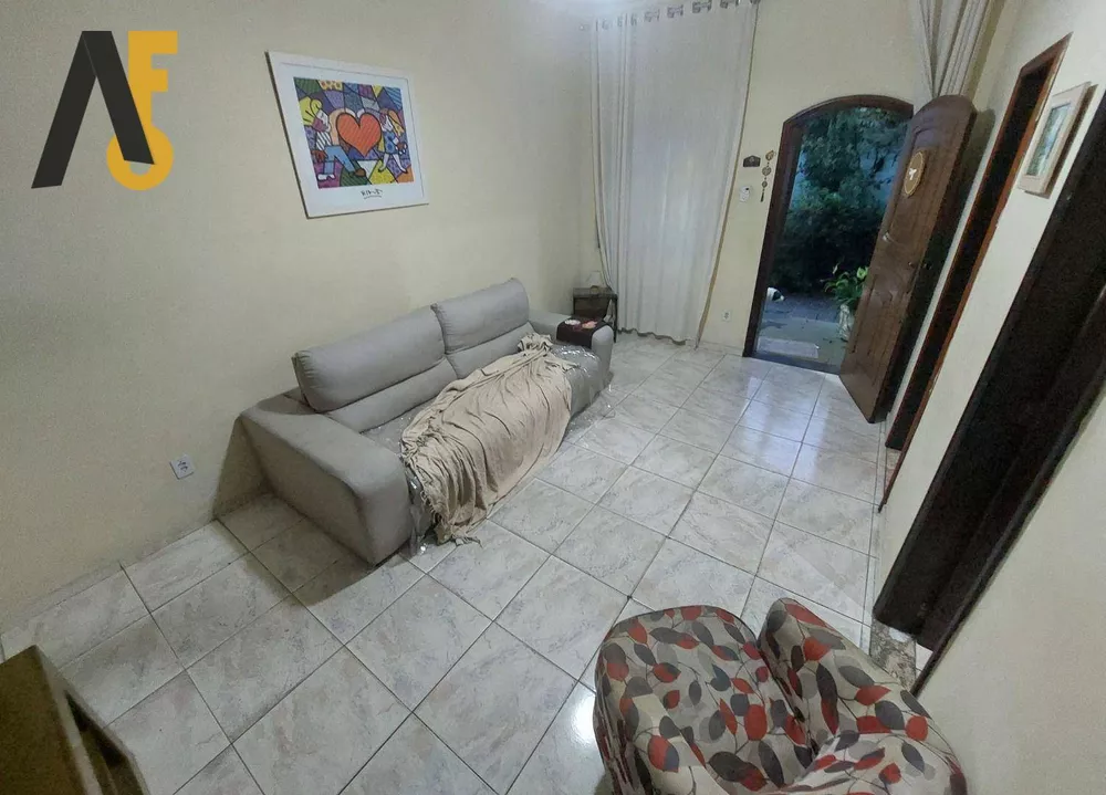 Casa à venda com 3 quartos, 201m² - Foto 3