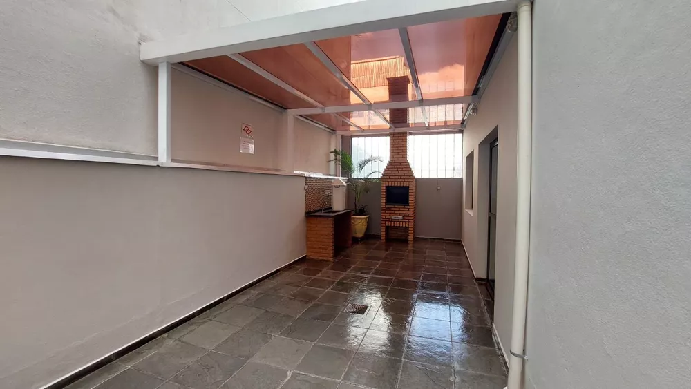 Apartamento à venda com 2 quartos, 64m² - Foto 2