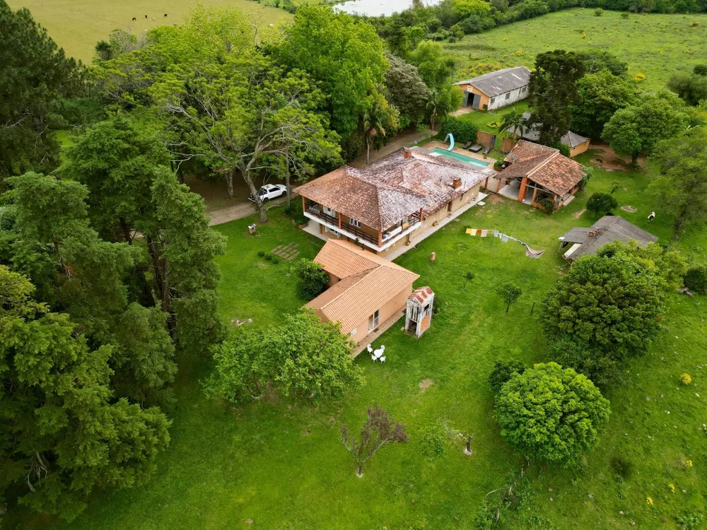 Fazenda à venda com 4 quartos, 130000m² - Foto 1