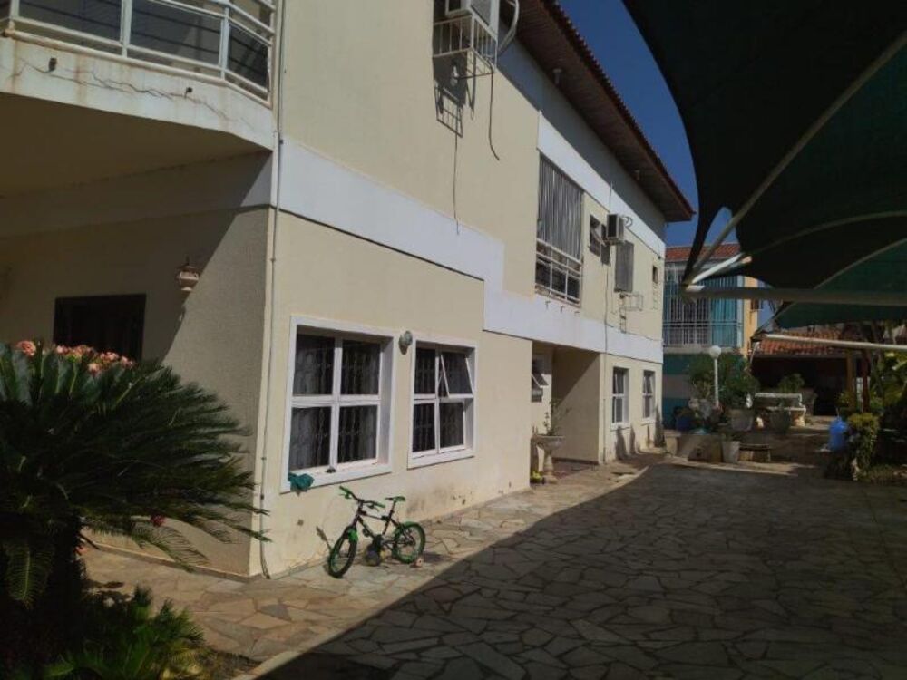 Casa à venda, 701m² - Foto 2