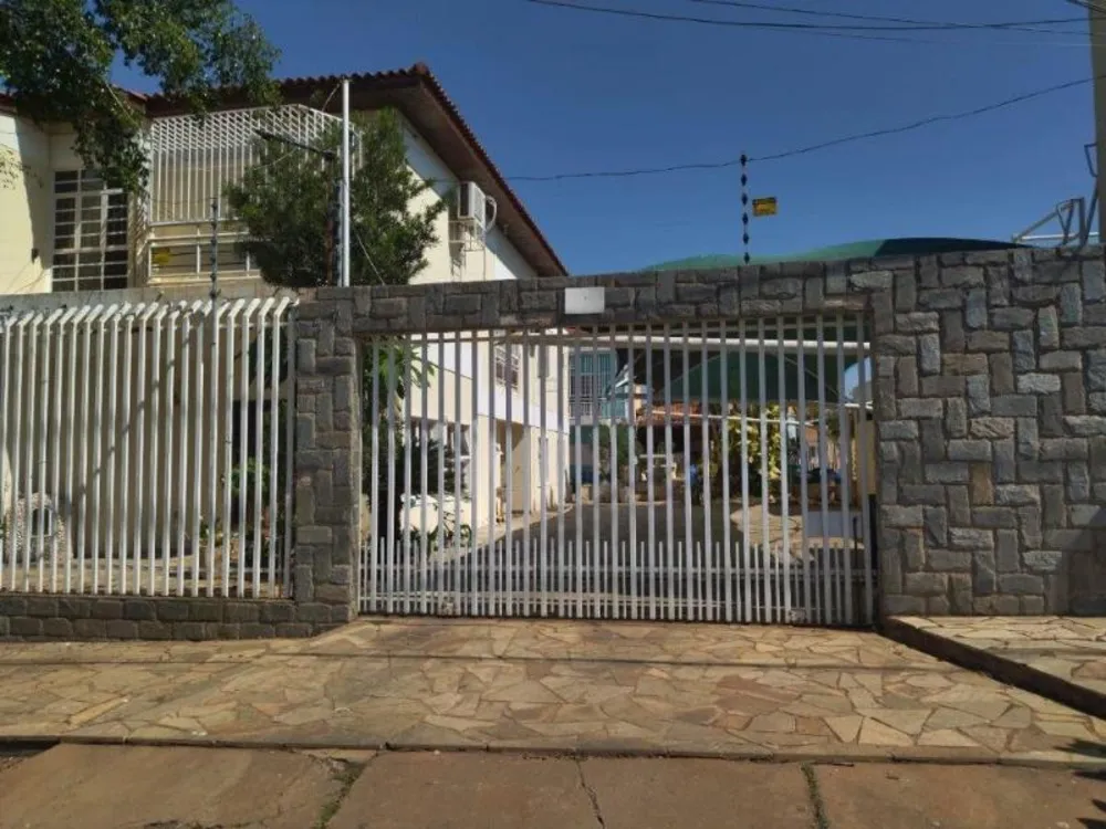 Casa, 701 m² - Foto 2